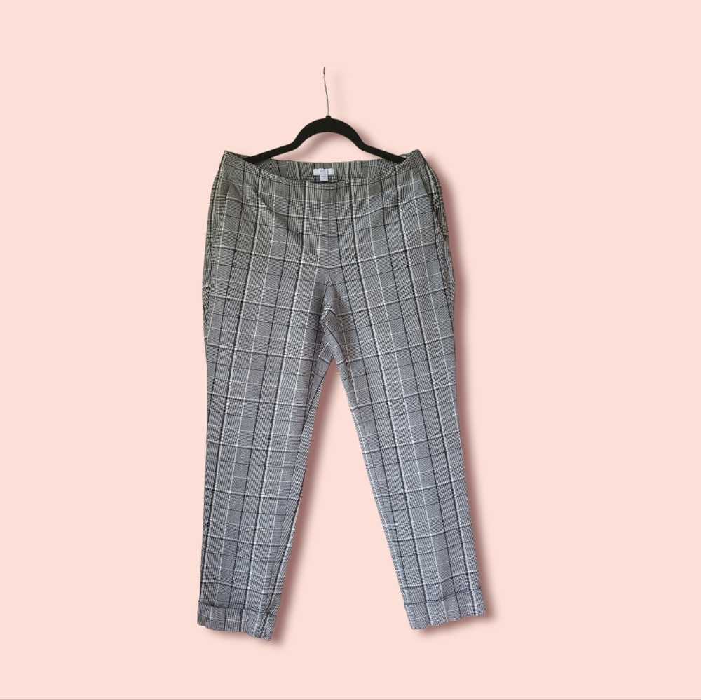 J.Jill pull on stretch plaid cuffed straight pants  size 8